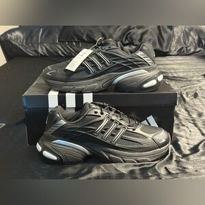 Men's Size 12.5 - Adidas Adistar XLG 2.0 'Core Black Silver'